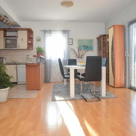 Marija Apartment *