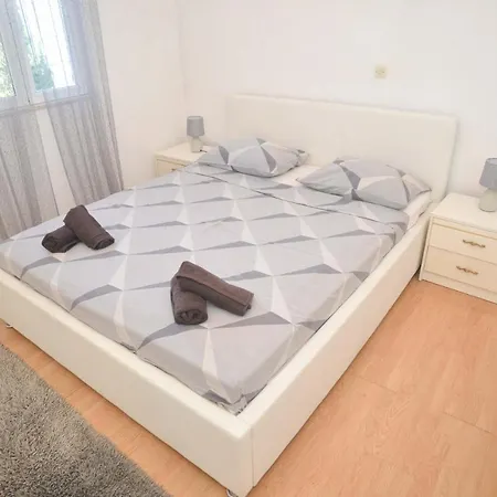 Marija Apartment *